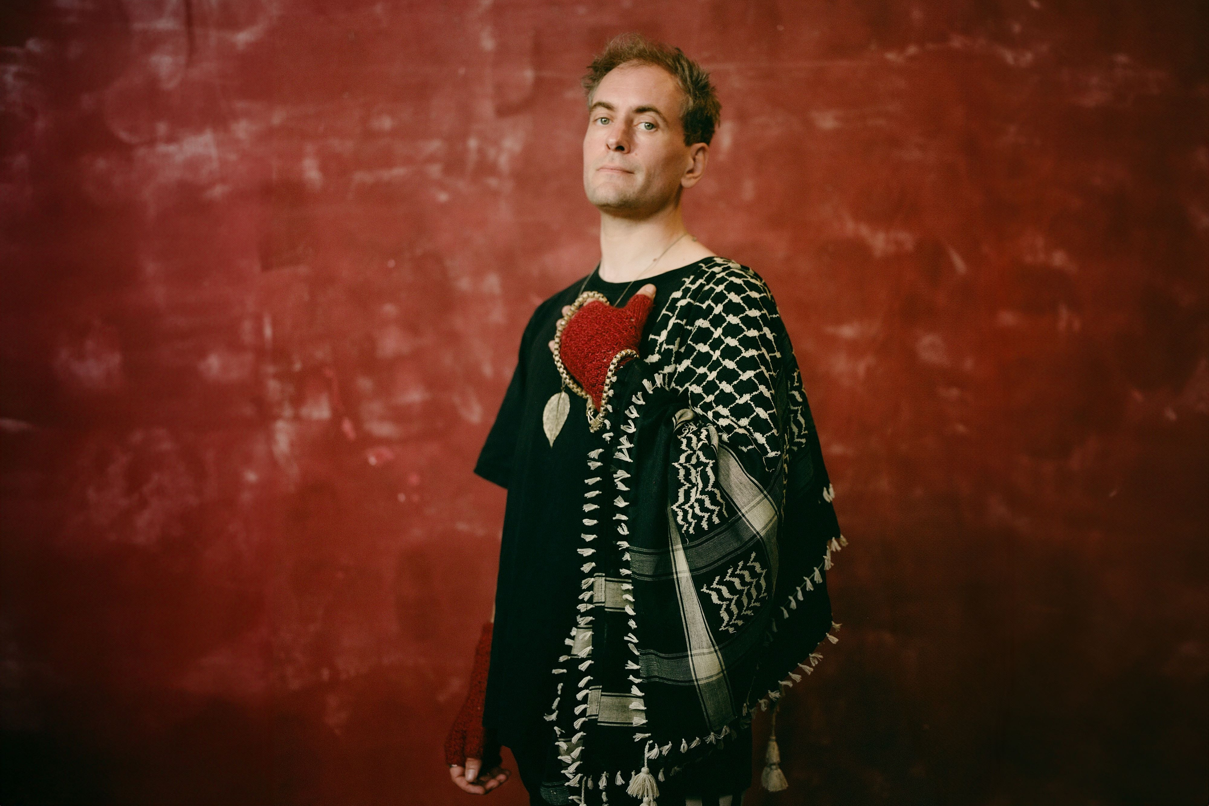 Alabaster_DePlume-6-photo_Alexander_Massek_WEB_main