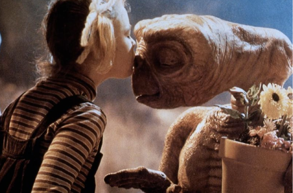 E-T-L-extraterrestre_4_original_main