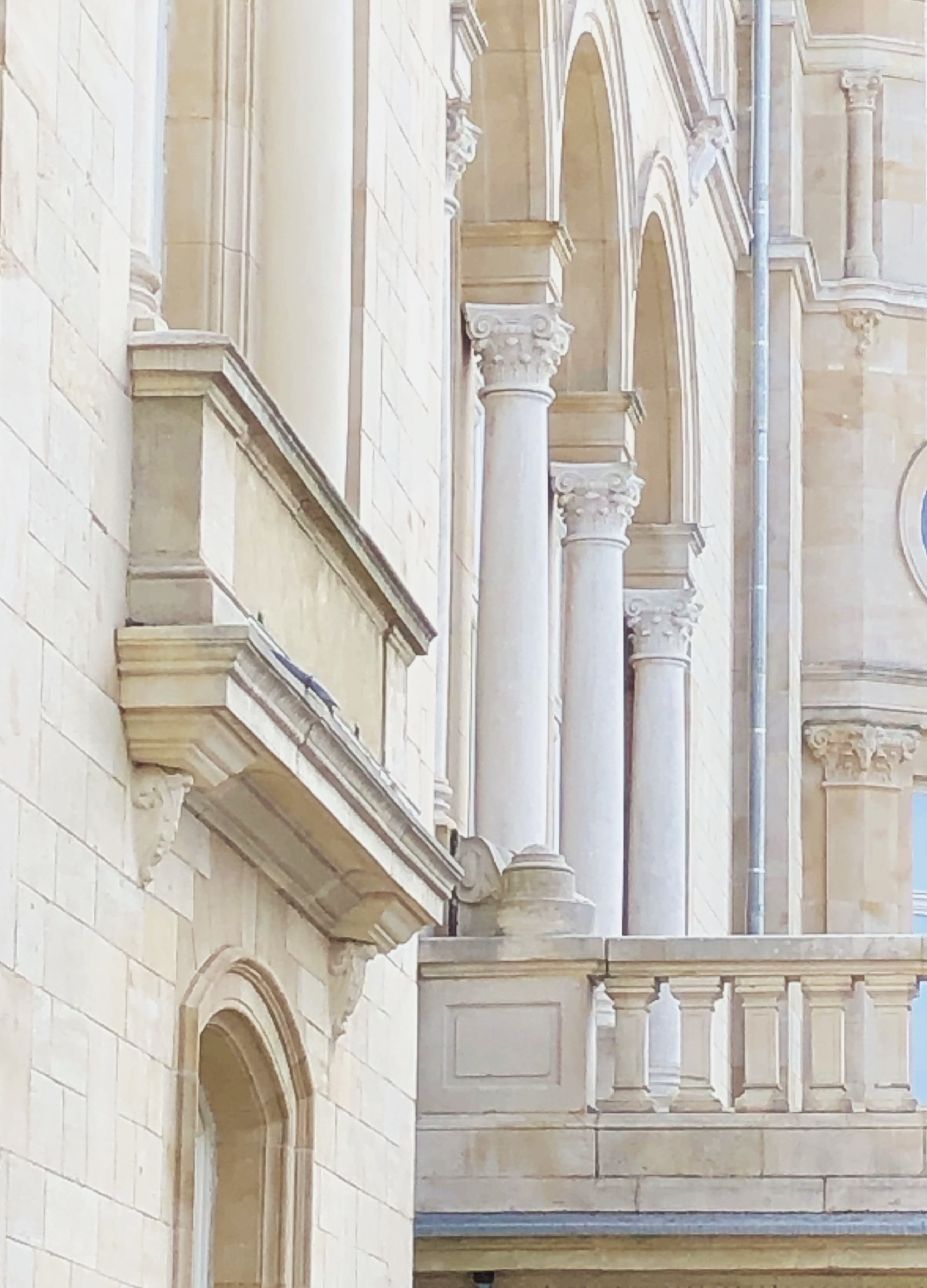 Cercle-Rolph_main