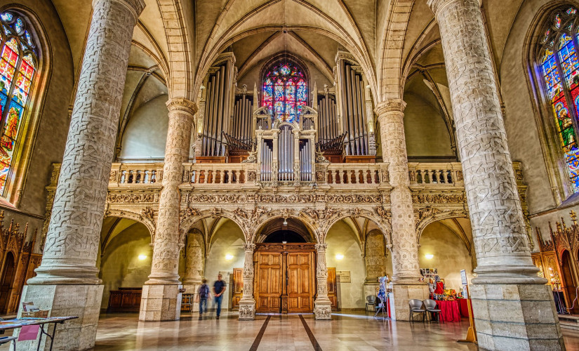 Cathedrale-Notre-Dame-Luxembourg-City-3_main