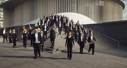 Orchestre-Philharmonique-du-Luxembourg_photo_Johann-Sebastian-H-nel_EDITED_26x20cm_300DPI_RGB_main