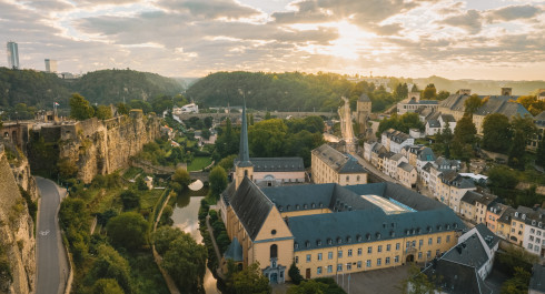 Der Weg „Topographie der Menschenrechte“ in der Stadt Luxemburg