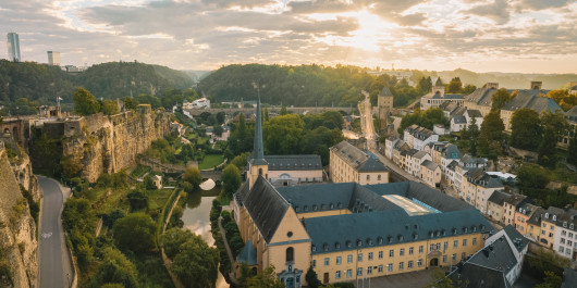 Der Weg „Topographie der Menschenrechte“ in der Stadt Luxemburg