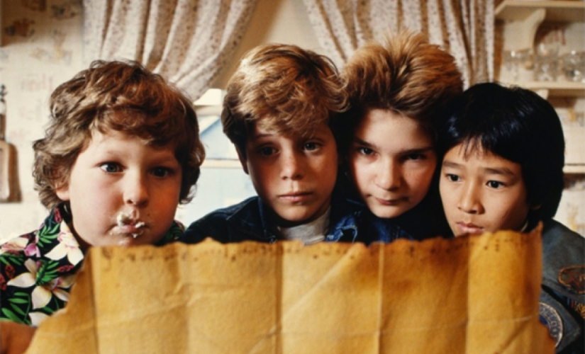 Goonies-3_main
