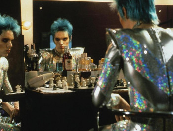 Velvet-Goldmine_01_main