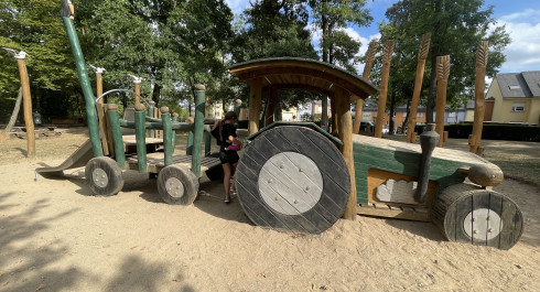 Farm themed playground in Gasperich