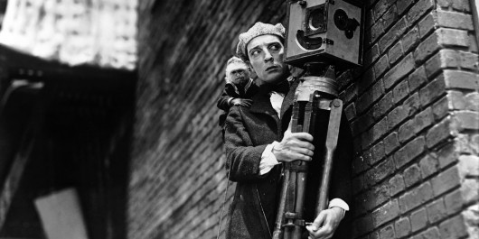 The-Cameraman_01_main