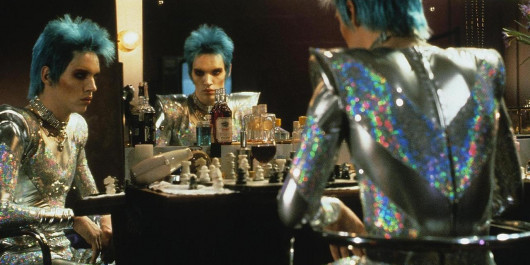 Velvet-Goldmine_01_main