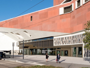 Führung der Nationalbibliothek