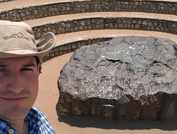 À la recherche de cratères de météorites sur Terre