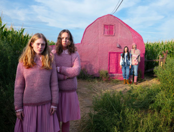 girl_america_10keystill2_CJ_2_main