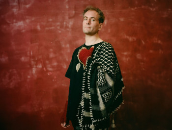 Alabaster_DePlume-6-photo_Alexander_Massek_WEB_main