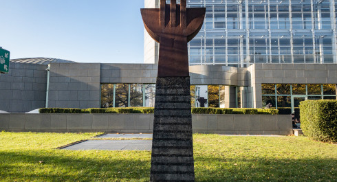 2. ARBED-Gebäude: Ehemaliger Sitz der nationalsozialistischen Zivilverwaltung Luxemburgs