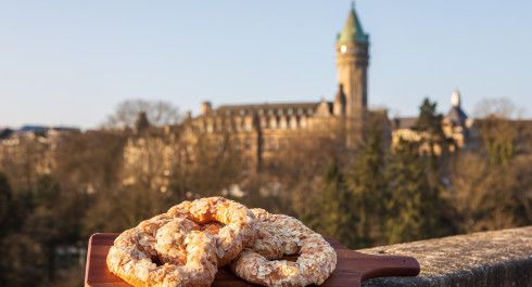 Bretzelsonndeg (Pretzel Sunday)